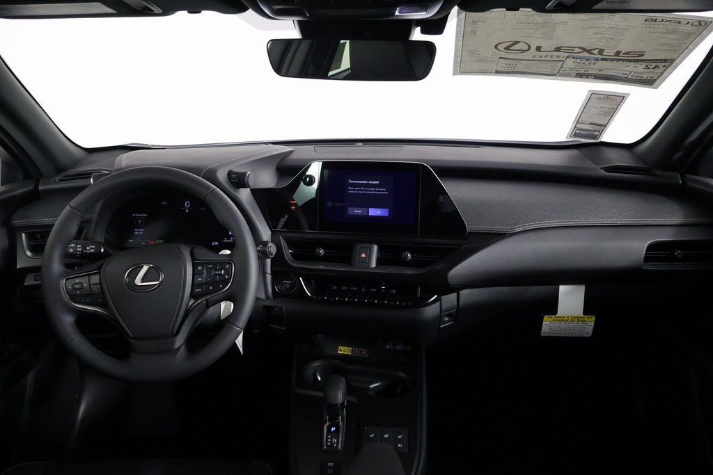 Thumbnail: 2025 Lexus UX - 4