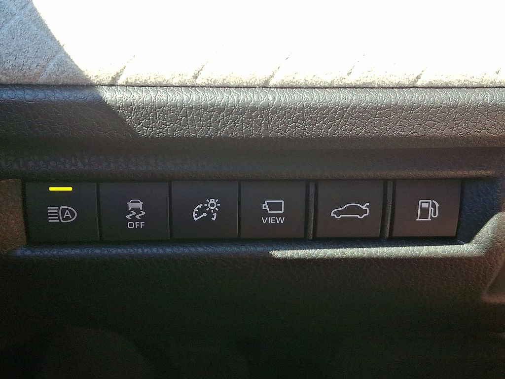 Thumbnail: 2025 Toyota Camry - 24