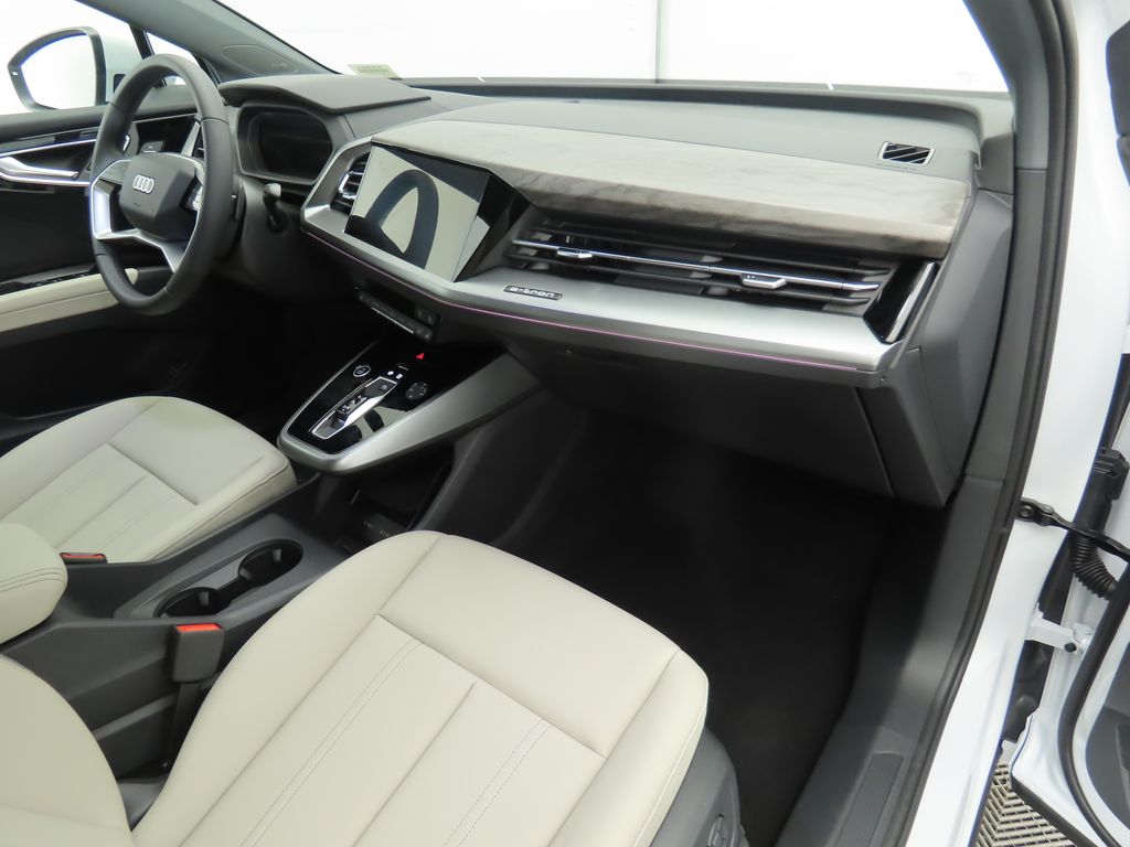 2025 Audi Q4 e-tron  19