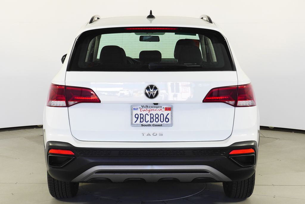 Thumbnail: 2022 Volkswagen Taos - 8