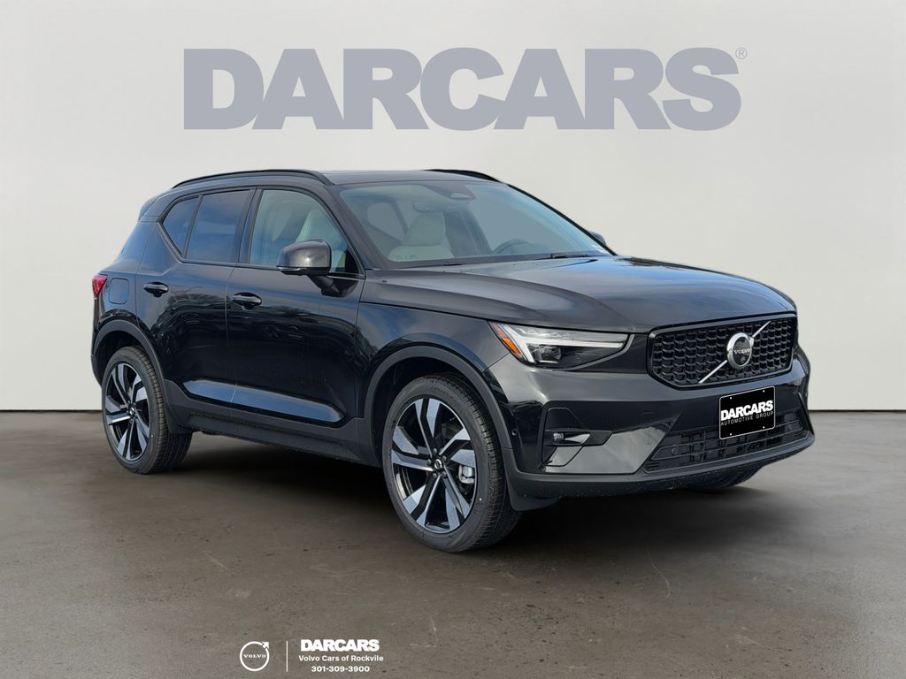 2026 Volvo XC40 B5 Ultra AWD