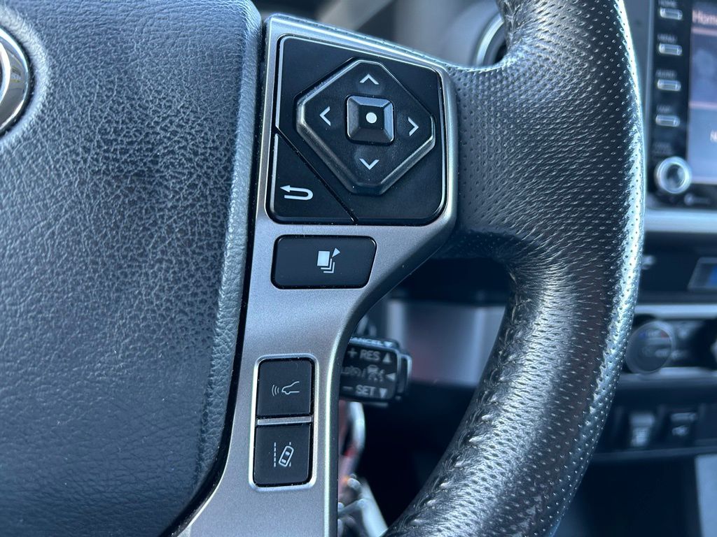 Thumbnail: 2022 Toyota Tacoma - 19