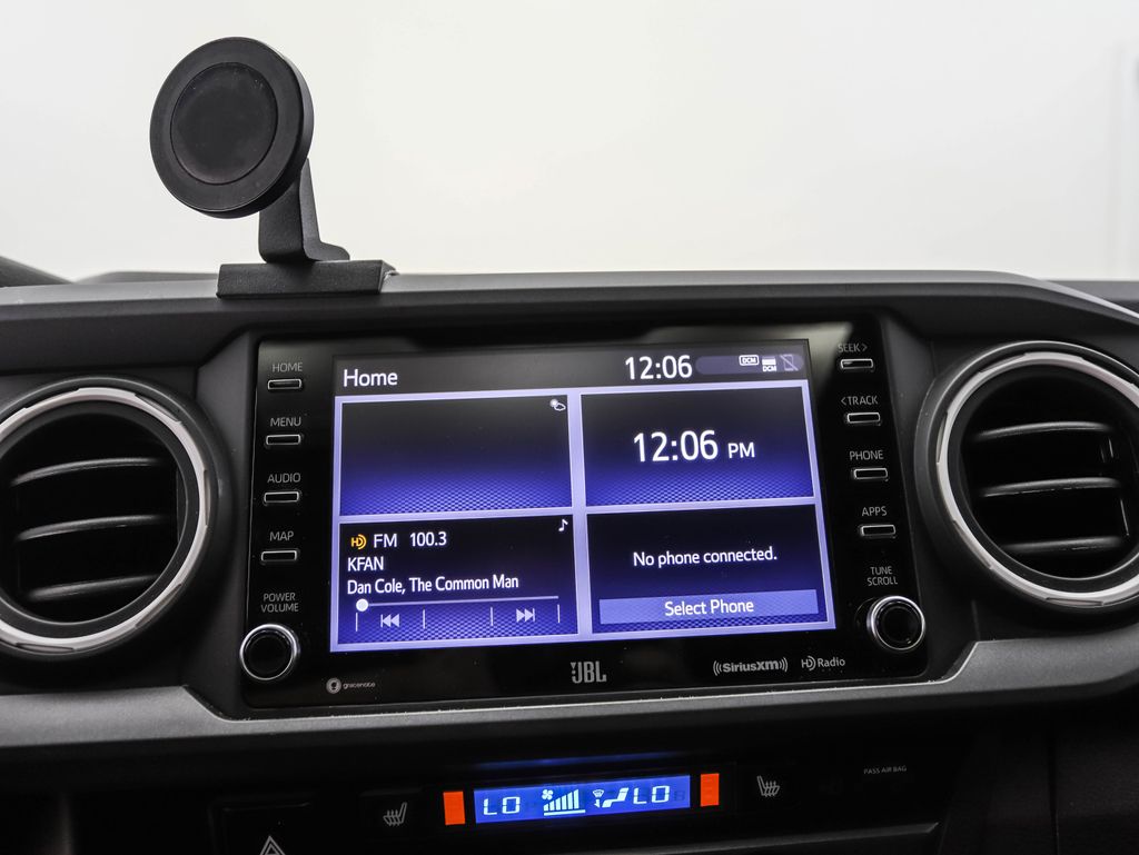 2023 Toyota Tacoma TRD Off-Road 14