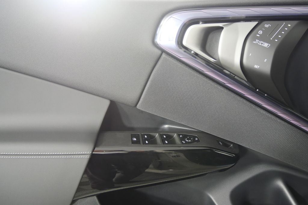 Thumbnail: 2026 BMW X3 - 9