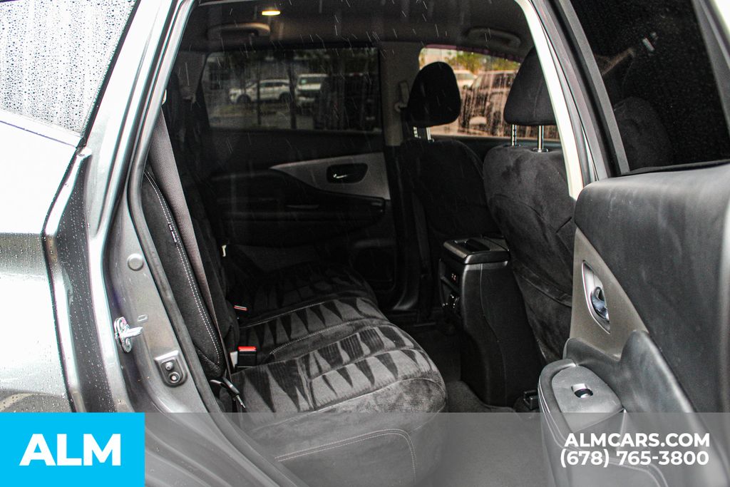 2020 Nissan Murano SV photo 17
