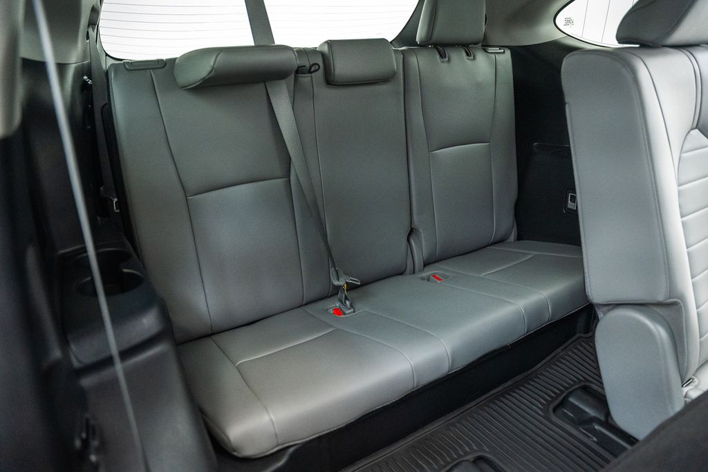 ToyotaHighlander Hybrid38