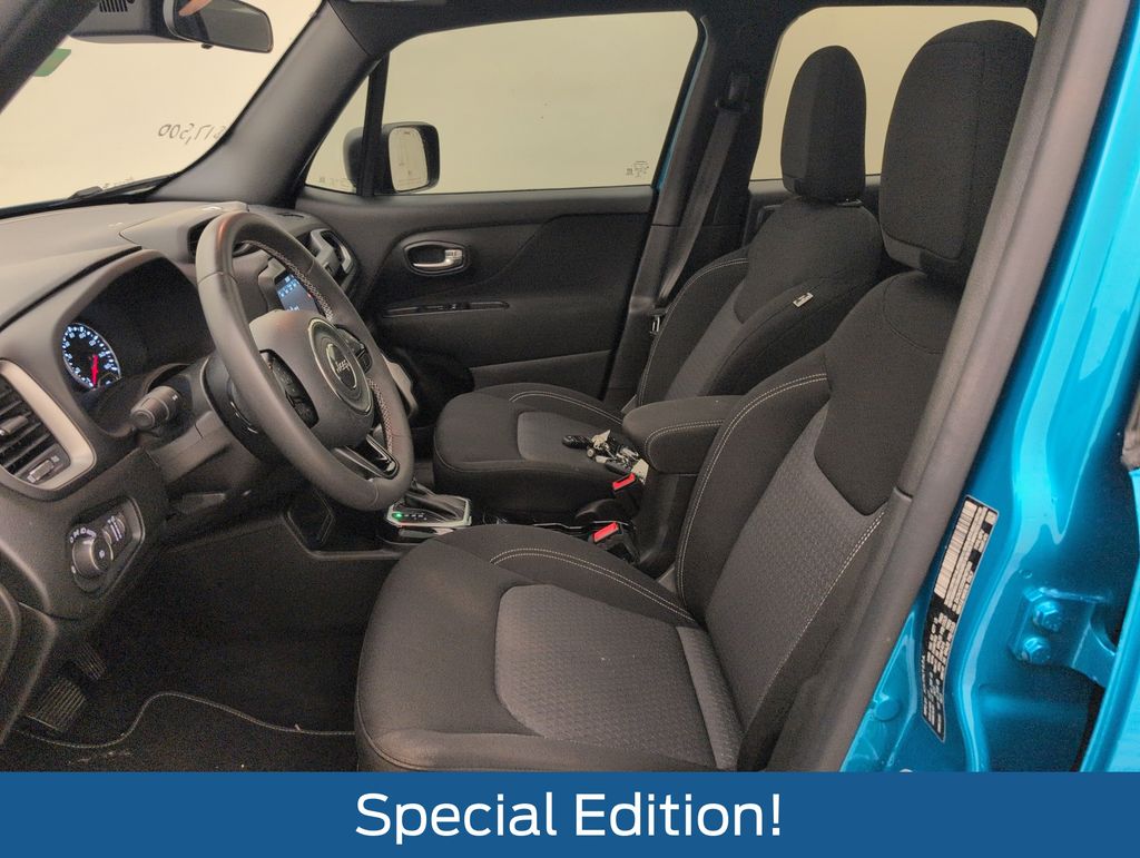 Used 2021 Teal Jeep Latitude image 4