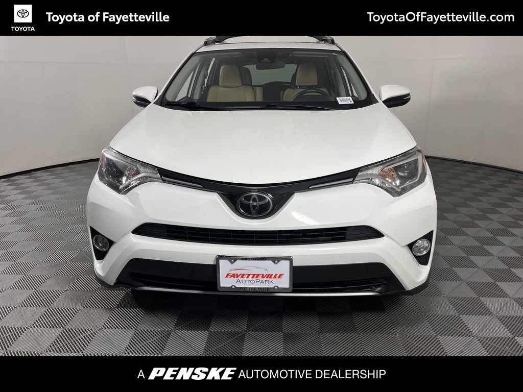 2018 Toyota RAV4 XLE 17