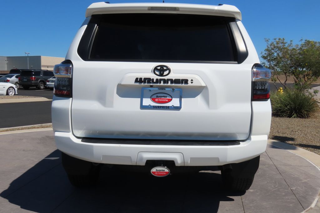Thumbnail: 2023 Toyota 4Runner - 6
