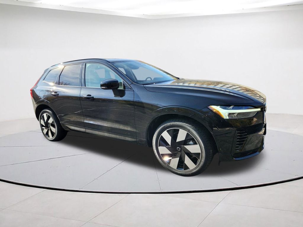 2025 Volvo XC60