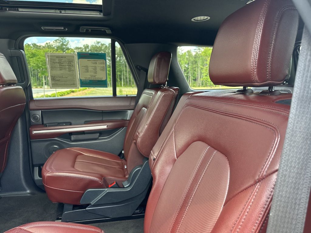 2023 Oxford White Ford Expedition Limited RWD SUV