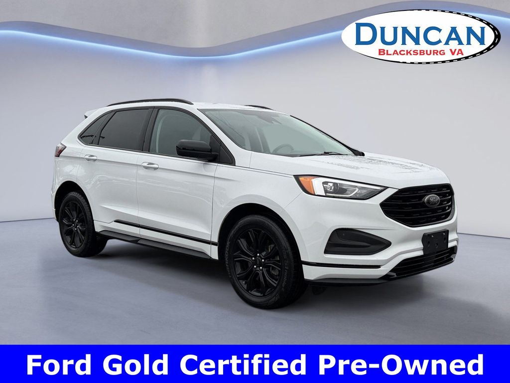 2022 Ford Edge SE AWD