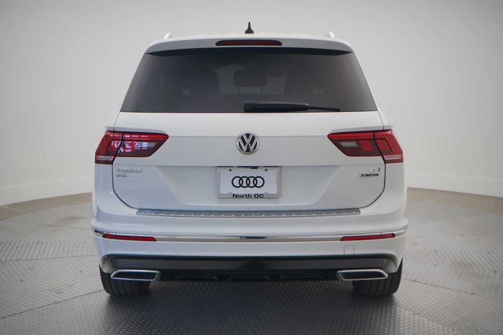 2018 Volkswagen Tiguan 2.0T SEL Premium 4