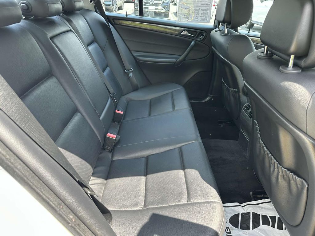 2007 Mercedes-Benz C-Class C 230 12