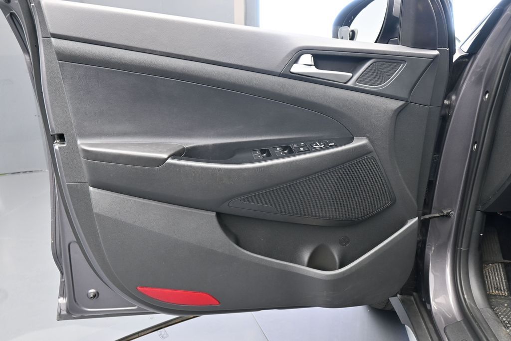 Used 2021 Magnetic Force Hyundai SEL image 25