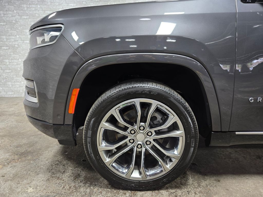 2022 Jeep Grand Wagoneer Series II - Photo 66