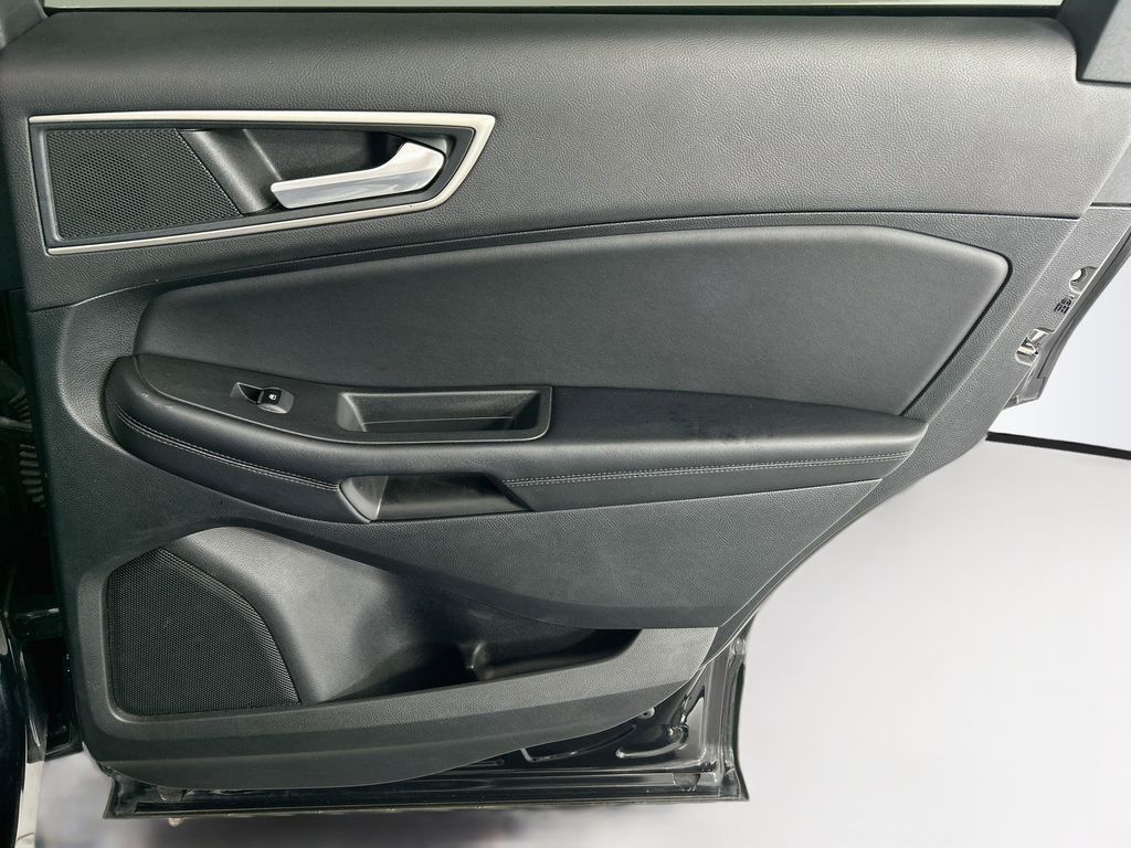 Thumbnail: 2024 Ford Edge - 25