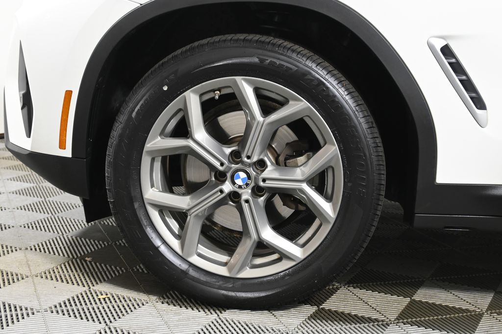 Thumbnail: 2024 BMW X3 - 12