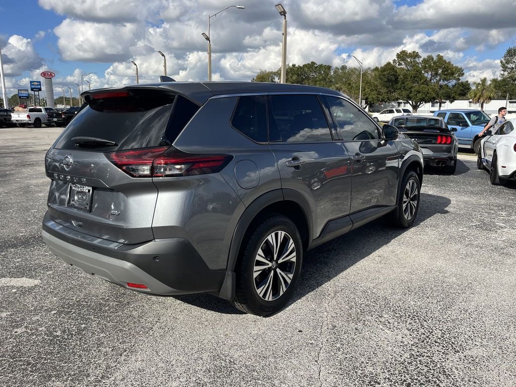 2021 Nissan Rogue SV 5