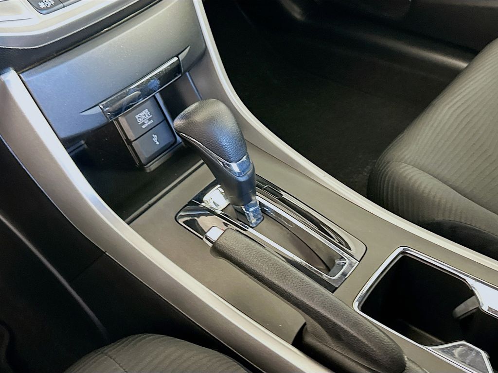 Thumbnail: 2014 Honda Accord - 16