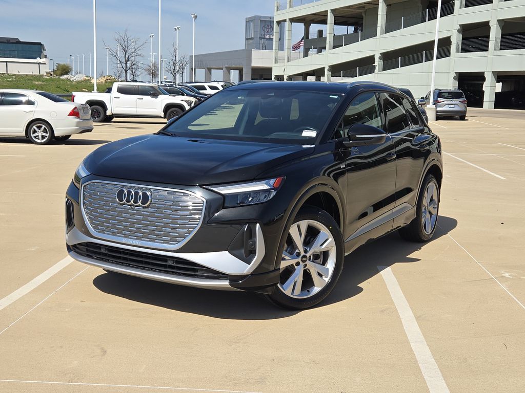 2023 Audi Q4 e-tron quattro Premium Plus 50