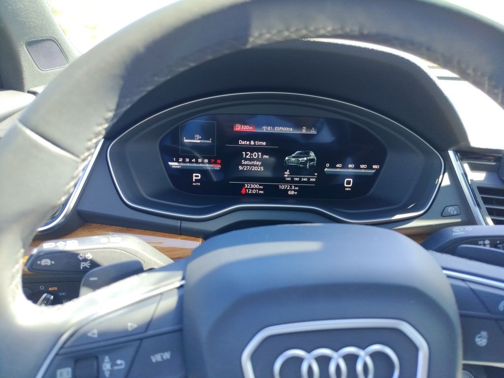 Thumbnail: 2023 Audi Q5 - 9