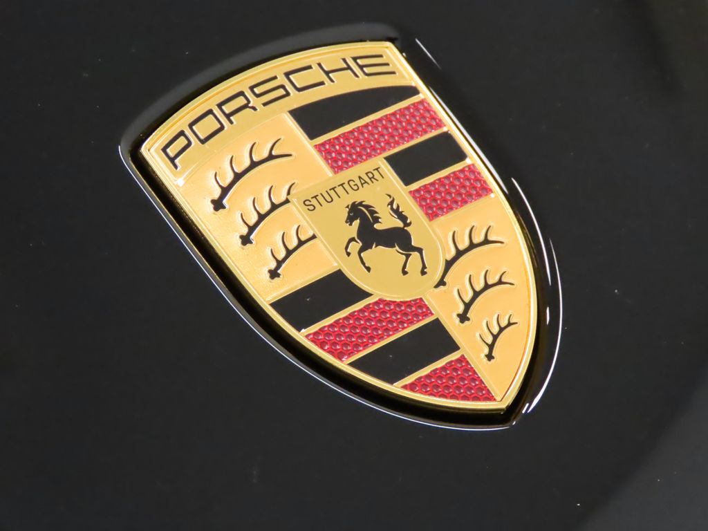 Thumbnail: 2025 Porsche Macan - 14