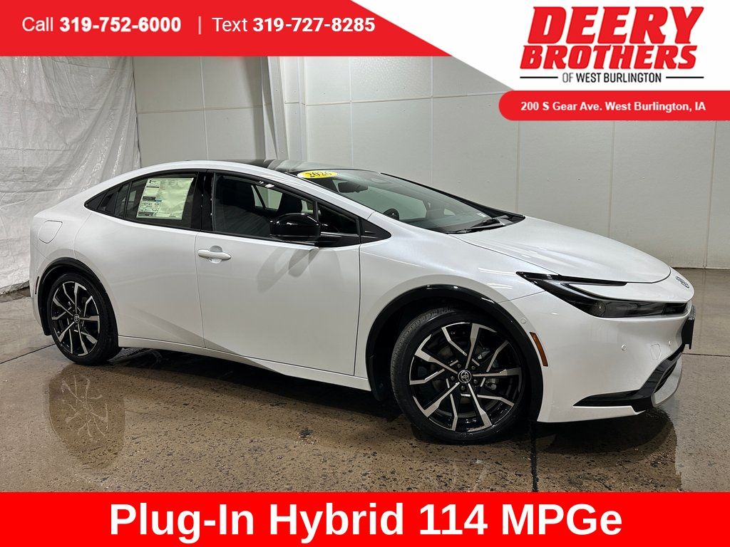 White (Wind Chill Pearl) 2026 Toyota Prius Plug-In Hybrid Hatchback Front-Wheel Drive Continuously Variable Transmission