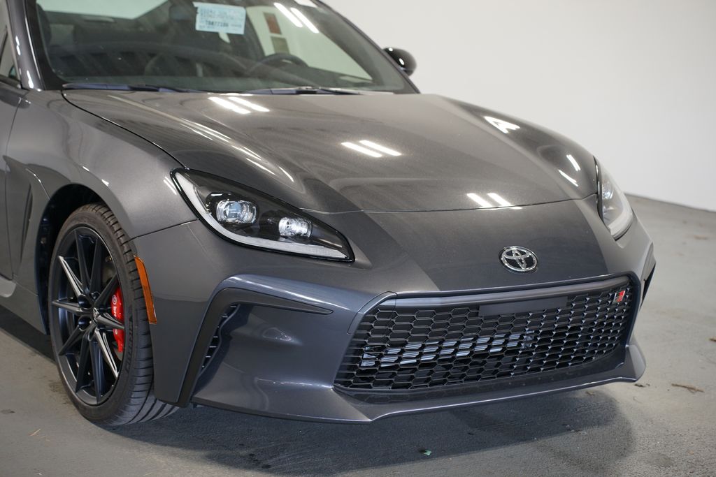 Thumbnail: 2026 Toyota GR86 - 4