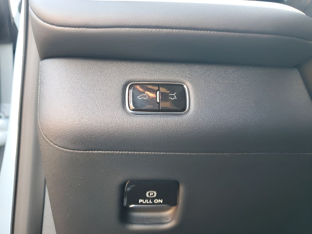 Used Car 2025 Lincoln Navigator L  Reserve For Sale Under $100,000 In Austin, Texas