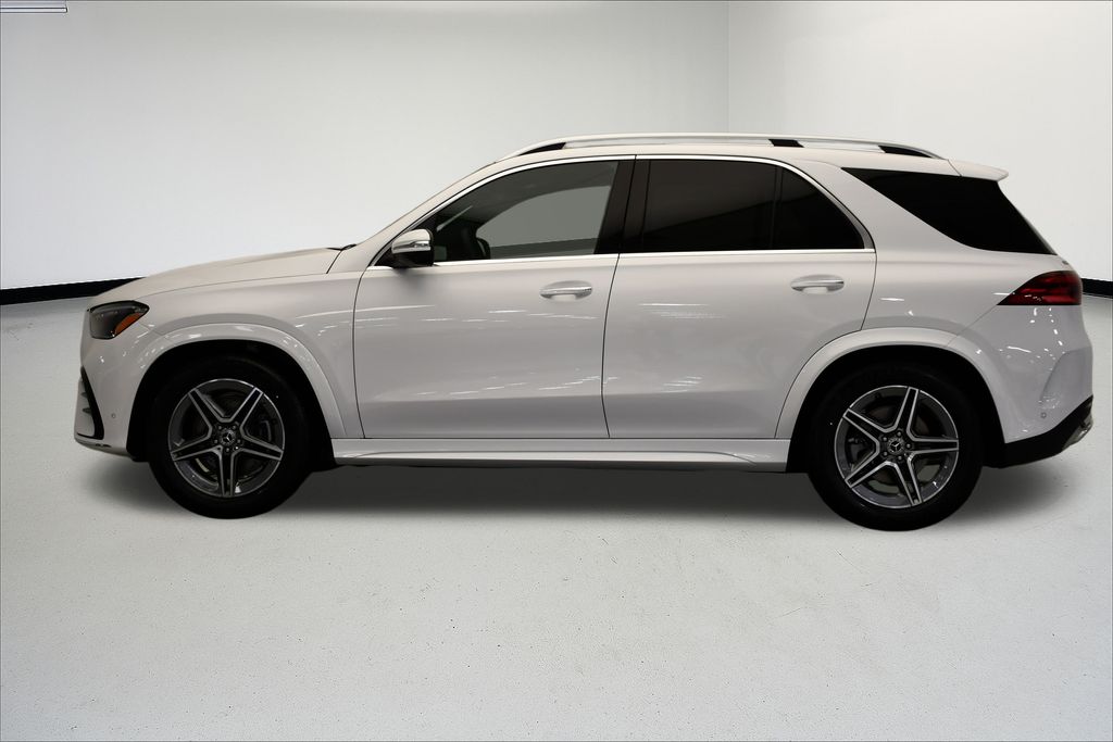 Thumbnail: 2026 Mercedes-Benz GLE - 2