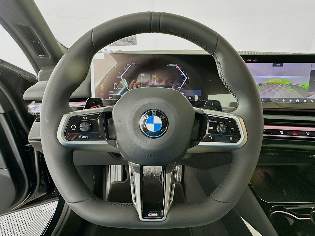 Thumbnail: 2026 BMW 5 Series - 10