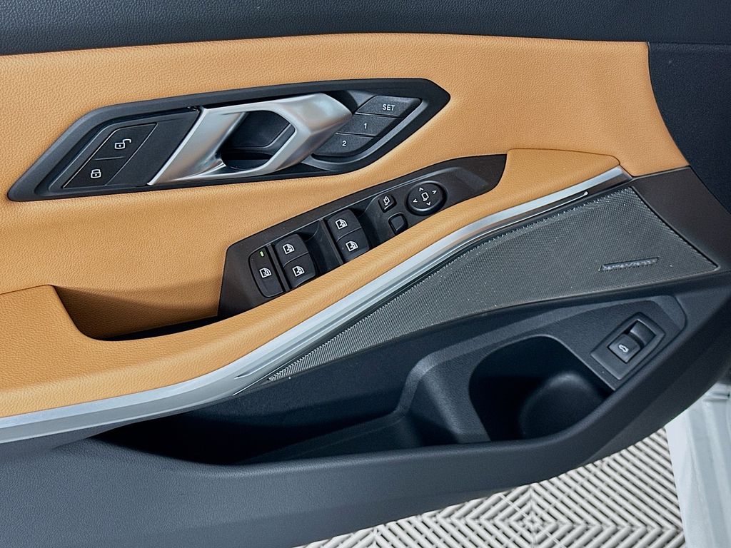 Thumbnail: 2026 BMW 3 Series - 20