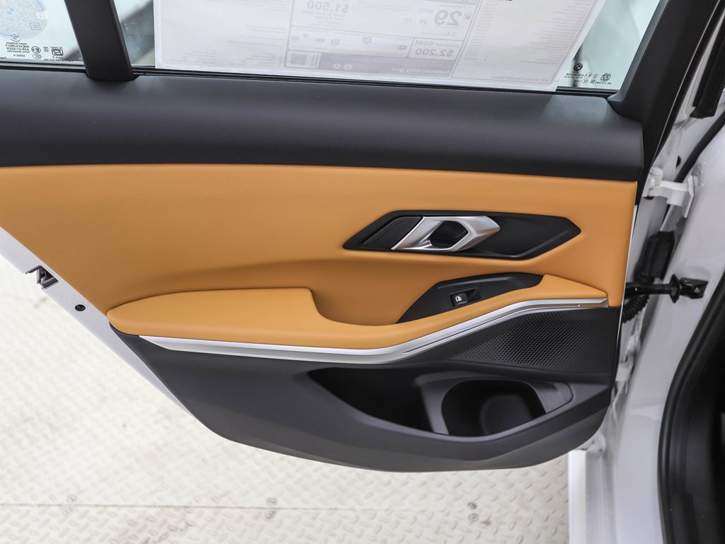 Thumbnail: 2025 BMW 3 Series - 20