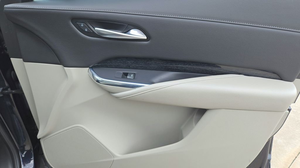 2023 Cadillac XT4