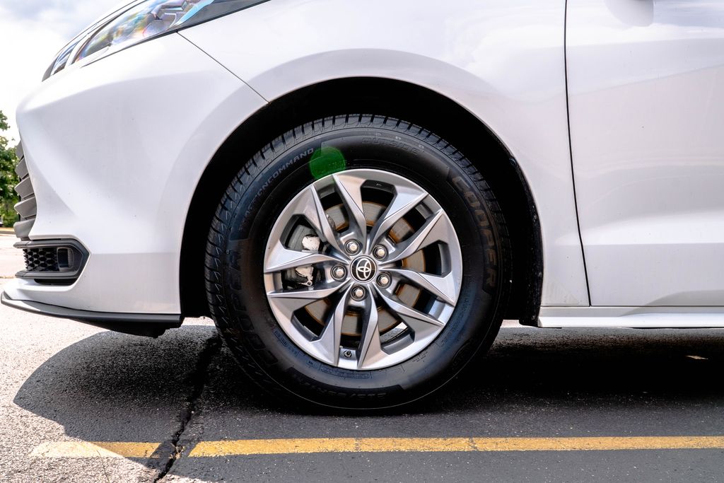 Used 2022 Toyota Sienna Van