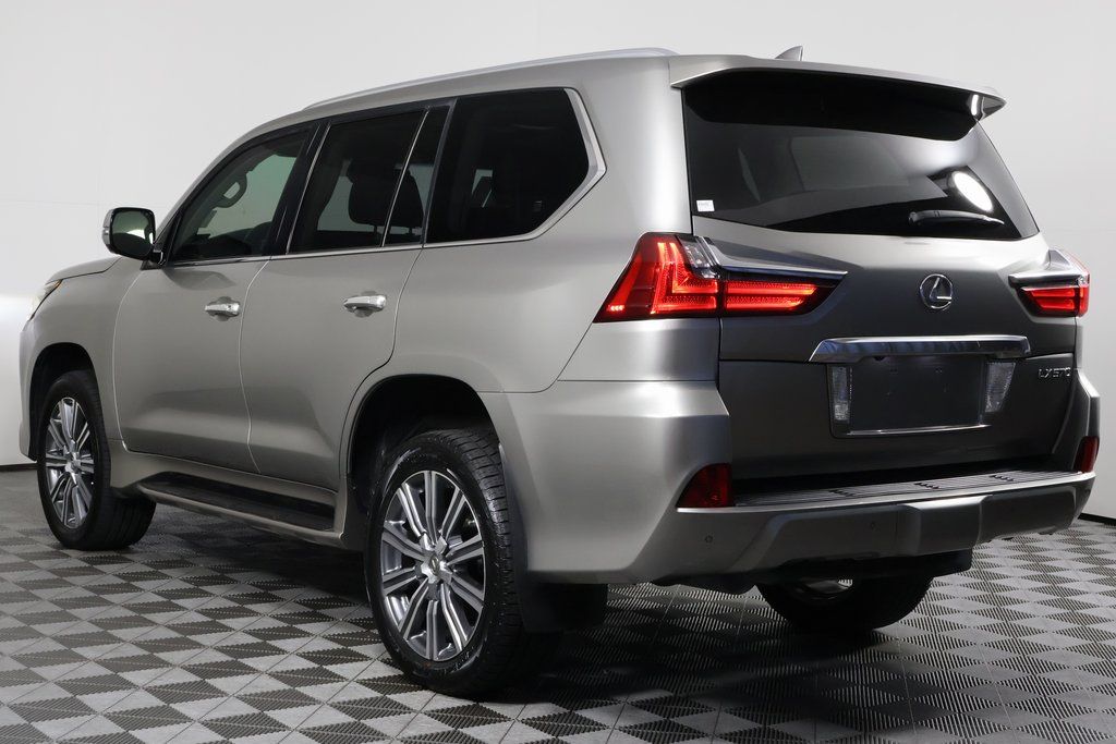 Thumbnail: 2016 Lexus LX - 6