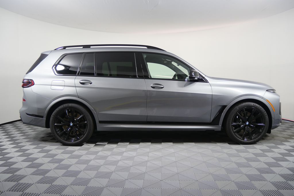 Thumbnail: 2026 BMW X7 - 2