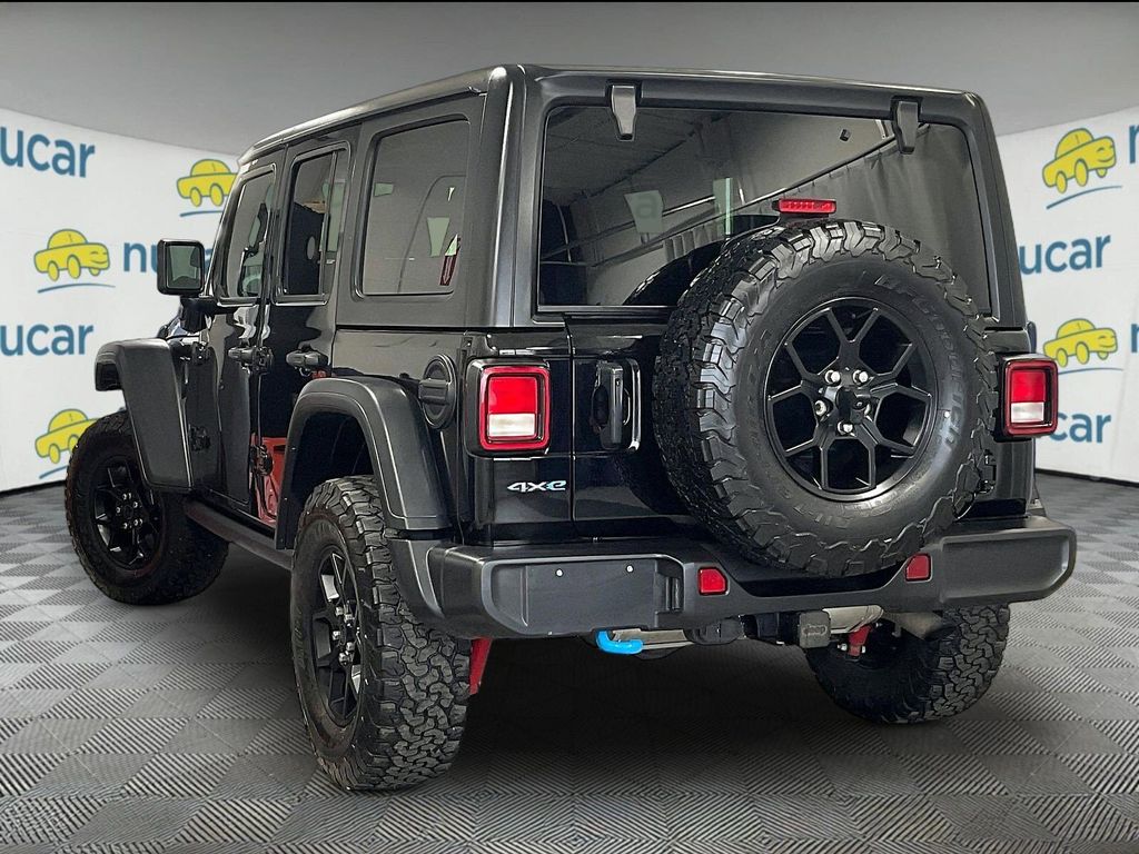 2024 Jeep Wrangler — photo 4