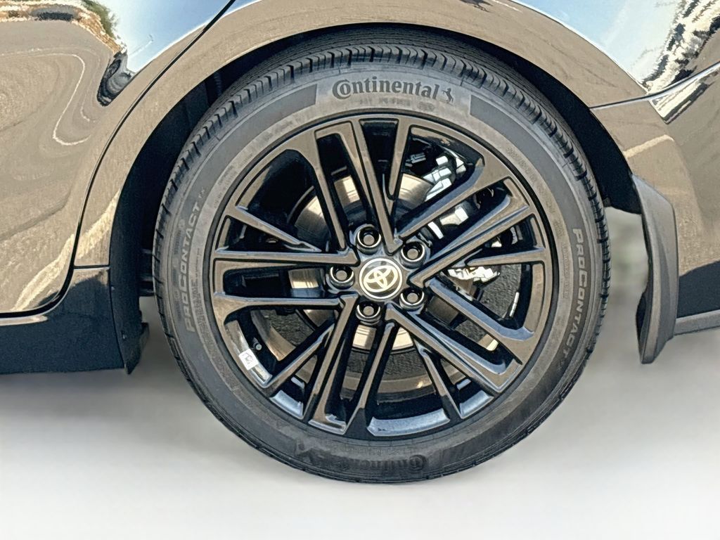 Thumbnail: 2026 Toyota Camry - 31
