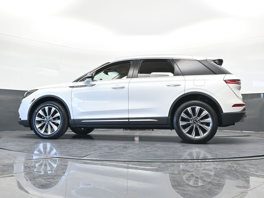 Used 2022 Pristine White Metallic Tri-Coat Lincoln Reserve image 63