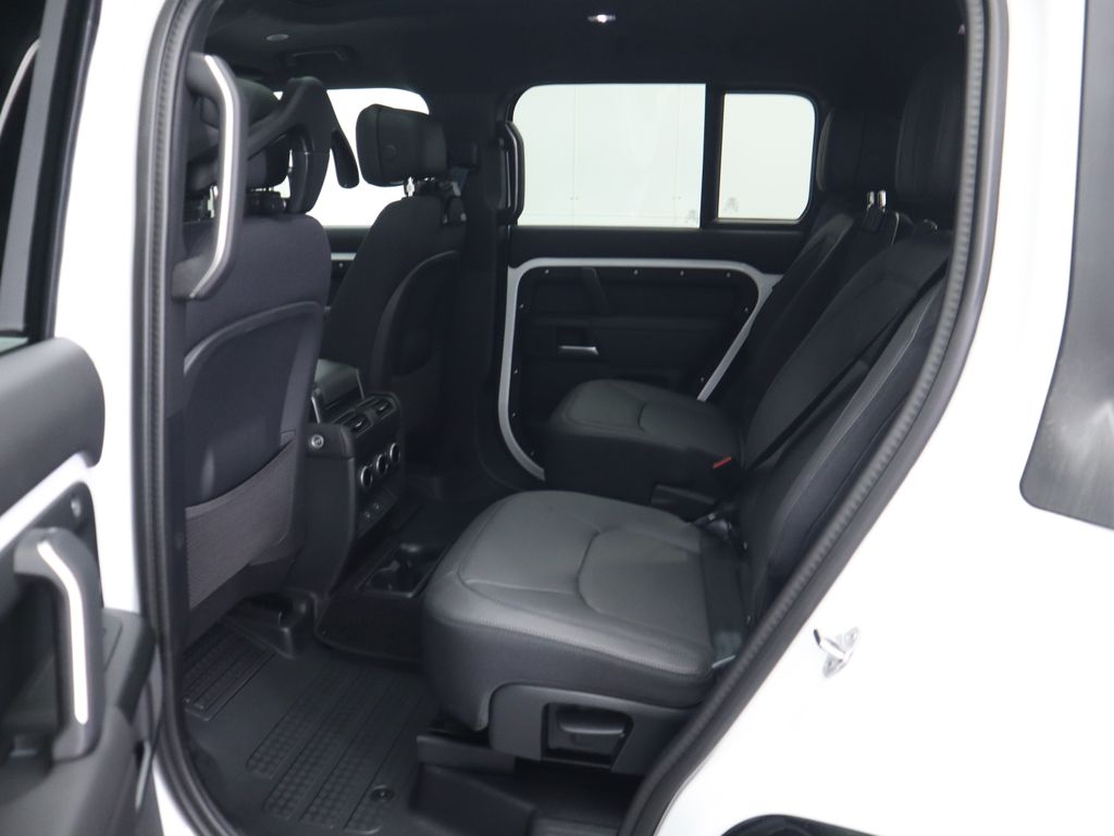 Thumbnail: 2025 Land Rover Defender - 22