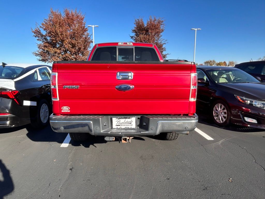 2012 Ford F-150 XLT 4