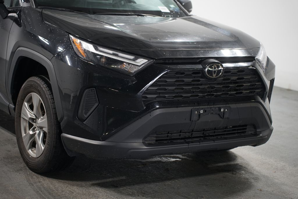 2023 Toyota RAV4 XLE 4