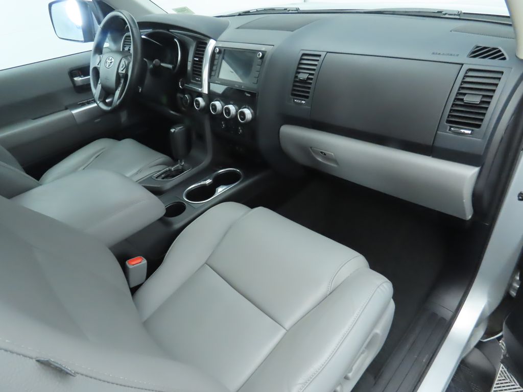 Thumbnail: 2021 Toyota Sequoia - 18