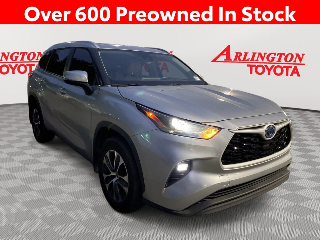 2023 Toyota Highlander XLE