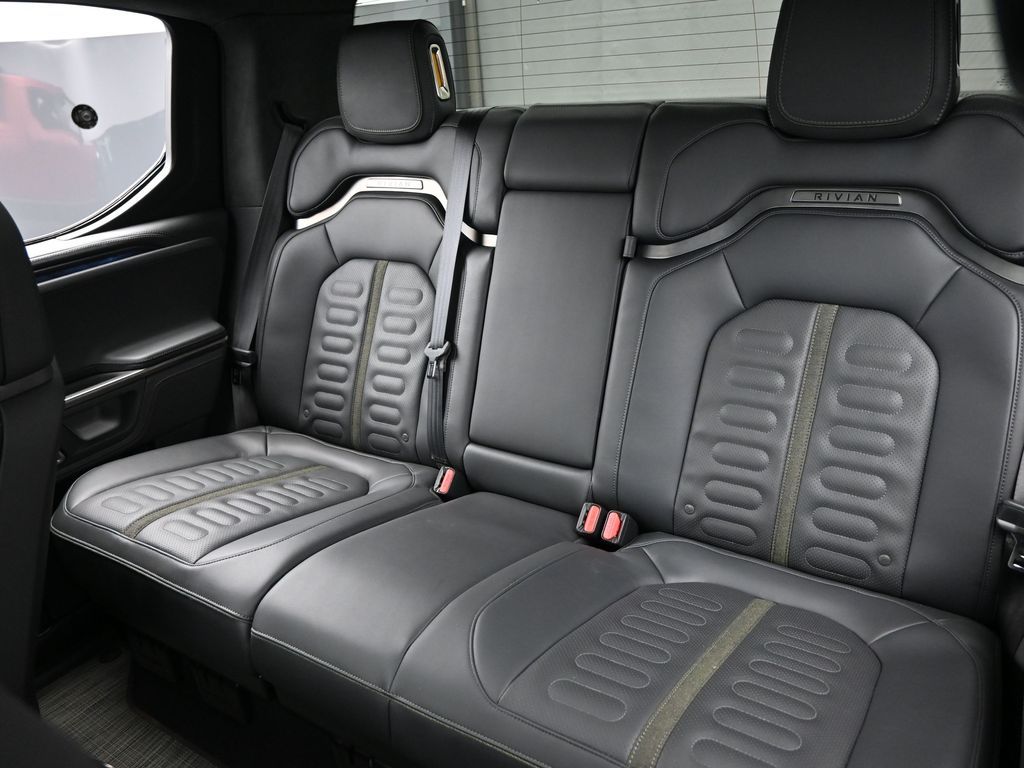 2022 Rivian R1T Adventure