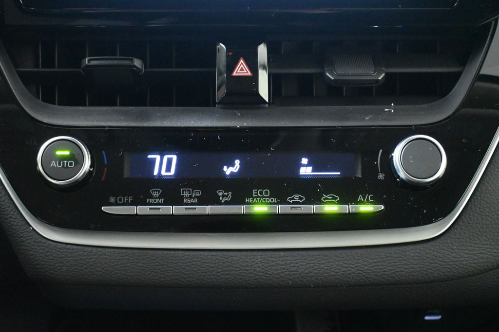 Thumbnail: 2025 Toyota Corolla - 22