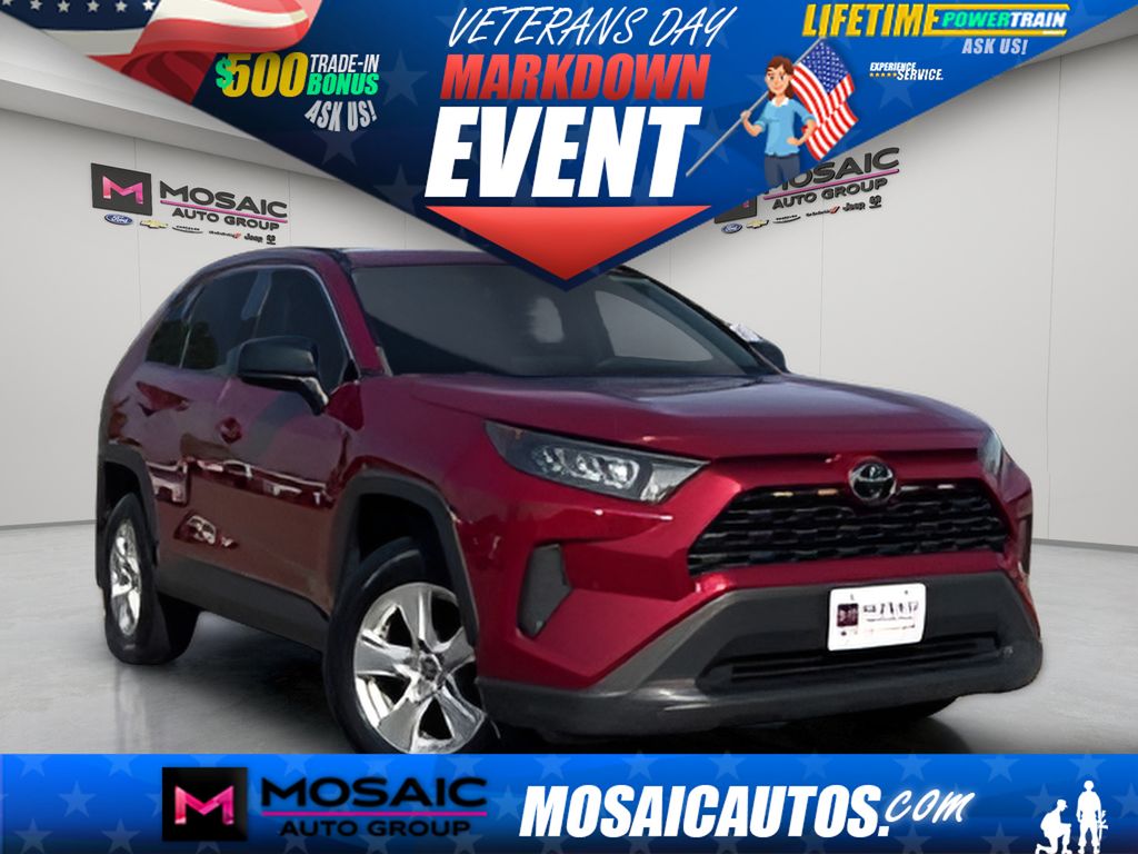 Used 2021 Toyota RAV4 LE SUVs