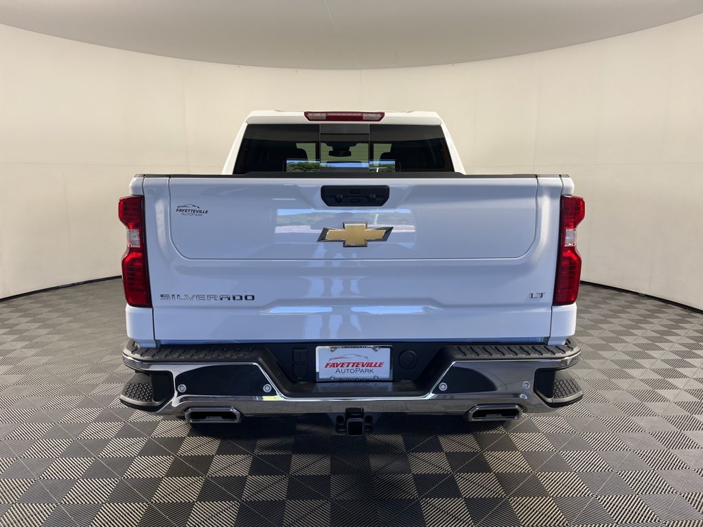 Thumbnail: 2025 Chevrolet Silverado 1500 - 4